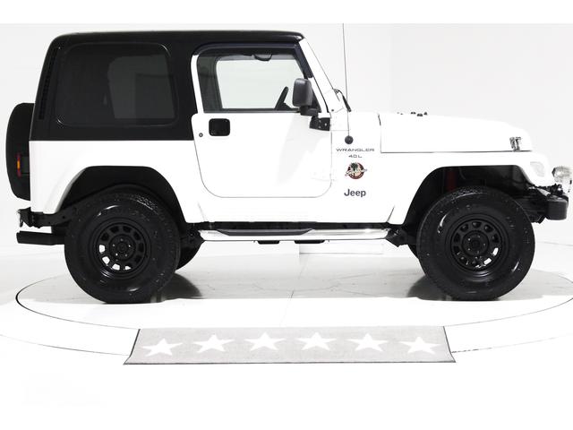 中古車 クライスラージープ ラングラー サハラ ハードトップ 4WD サハラ 4WD ハードトップ リフトアップ 社外オーバーフェンダー 背面カバー  の中古車詳細 (92,000km, ホワイト, 群馬県, 158万円) | 中古車情報・中古車検索なら【車選びドットコム（車選び.com）】