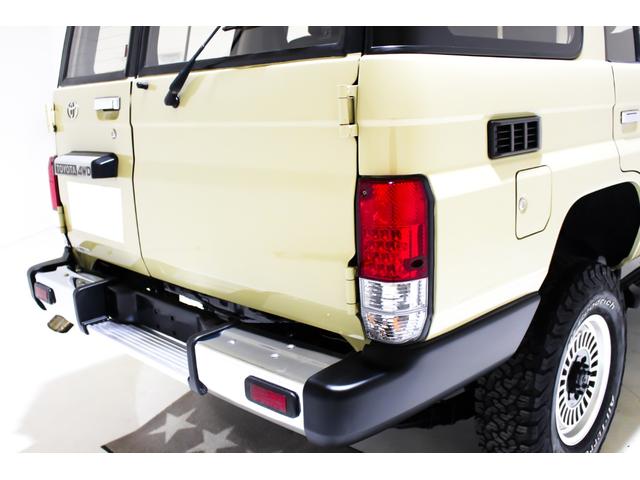 中古車 トヨタ ランドクルーザー70 4.2 ZX ディーゼル 4WD ZX