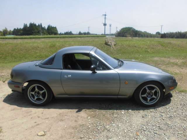 マツダ ロードスター 1.6 ハードトップ 8点ロールケージ の中古車詳細