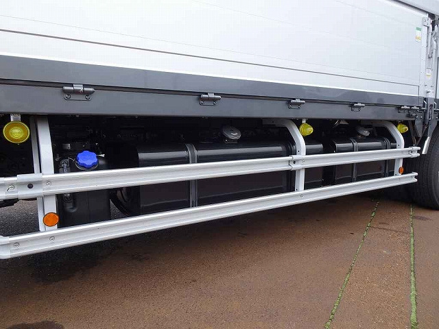 大型トラック用アルミタンク 300L 2個有
