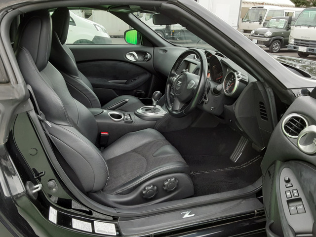 日産 フェアレディZロードスター 3.7 バージョン T 純正ナビ フルセグ