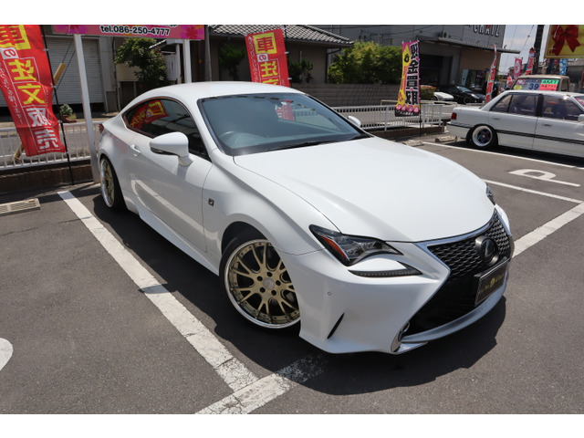 レクサス　LEXUS  シートベルトカバー　2個セット　お洒落　赤色　在庫ラスト