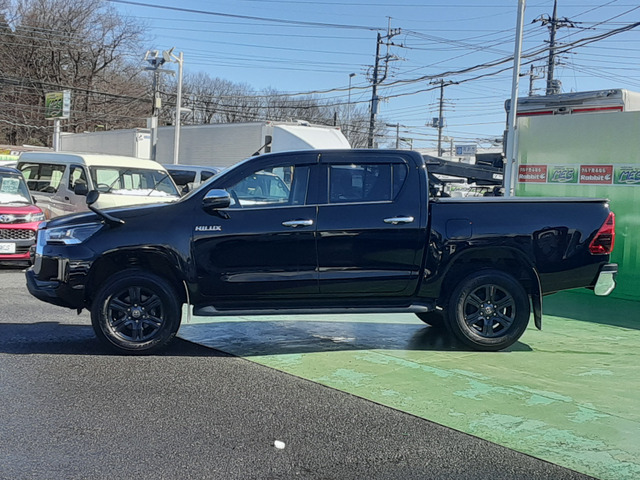 中古車 トヨタ ハイラックス 2.4 Z ディーゼル 4WD 社外トノカバー 純正ベッドライナー の中古車詳細 (21,091km, ブラック,  埼玉県, 379.9万円) | 中古車情報・中古車検索なら【車選びドットコム（車選び.com）】