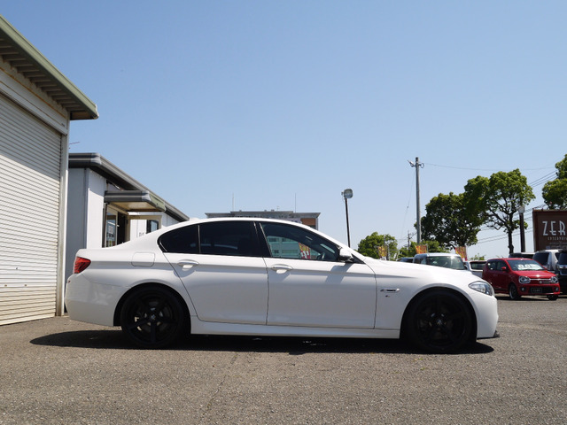 中古車 BMW 5シリーズセダン 523d Mスポーツ ナビ☆バックカメラ の中古車詳細 (79,100km, ホワイト, 宮崎県, 183万円) |  中古車情報・中古車検索なら【車選びドットコム（車選び.com）】