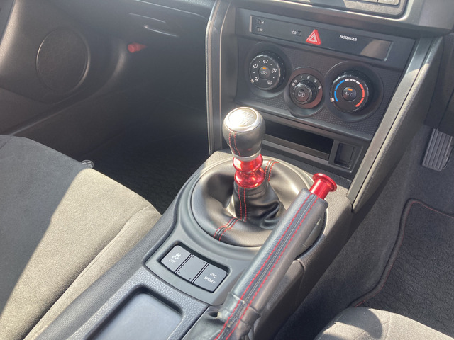 トヨタ 86 2.0 G 6MT・走行距離8万キロ台 の中古車詳細 (86,000km