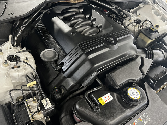 中古車 ジャガー XJ XJ8 3.5 純正ナビ ETC 18インチアルミ の