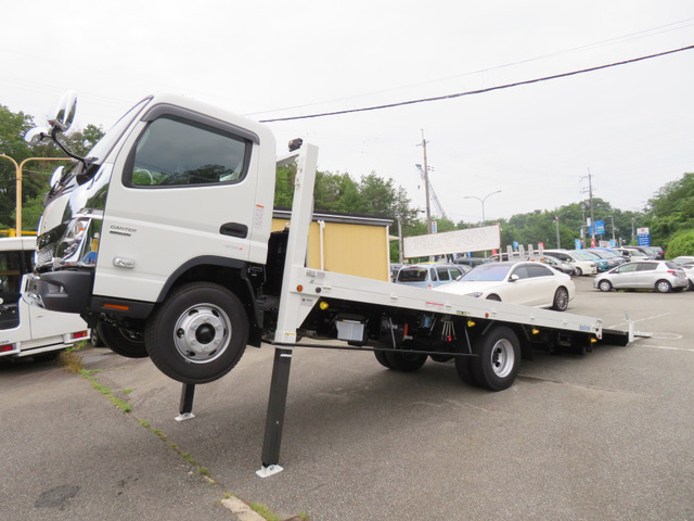 中古車 三菱ふそう キャンター 車載車 回送車 車載 農機具運搬車 の中古車詳細 (500km, ホワイト, 兵庫県, 748万円) | 中古車 情報・中古車検索なら【車選びドットコム（車選び.com）】