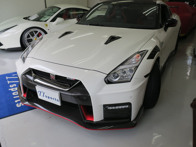 中古車 日産 GT-R 3.8 NISMO 4WD の中古車詳細 (6,570km, ブリリアント