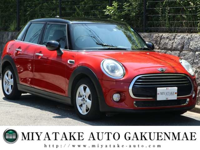 中古車 BMW MINI ミニ クーパー 5ドア ユーザー買取車 純ナビBカメラ