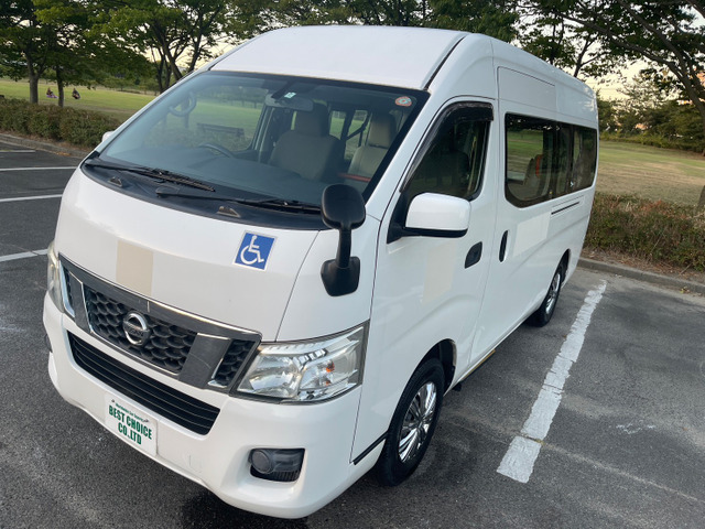 中古車 日産 NV350キャラバン 2.5 チェアキャブ M仕様 ディーゼル 4WD