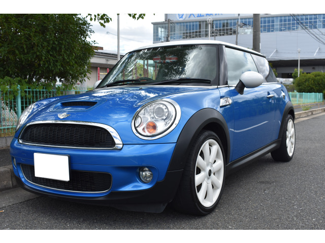 中古車 BMW MINI ミニ クーパー S 6MTブラックレザーシート の中古車詳細 (82,400km, ブルー, 大阪府, 58万円) |  中古車情報・中古車検索なら【車選びドットコム（車選び.com）】