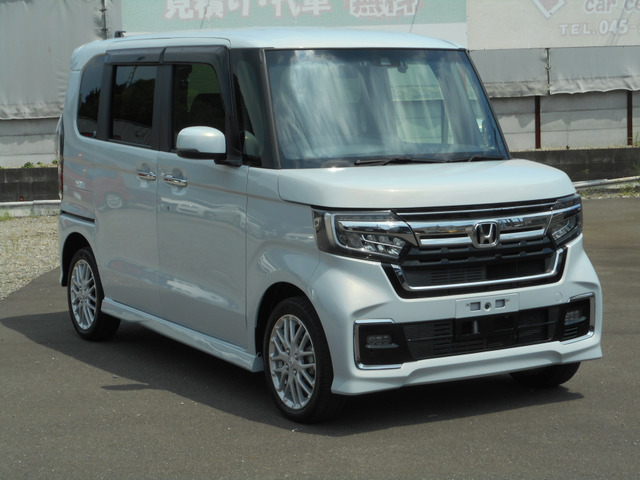 N-BOXカスタム EX ターボ 4WD 禁煙車・8インチナビ・ドラレコ