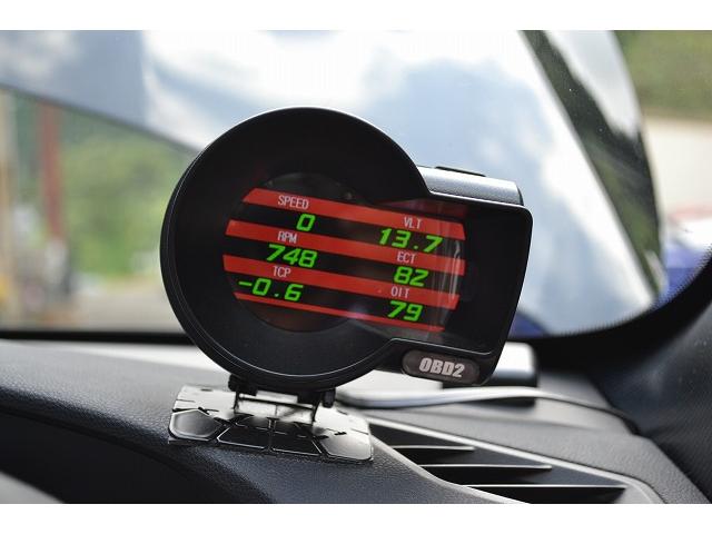 HUD スピードメーター ヘッドアップディスプレイ GPS ODB2 マルチ メーター 速度計 全車種対応 日本語システム画面 送料無料 故障診断 A500