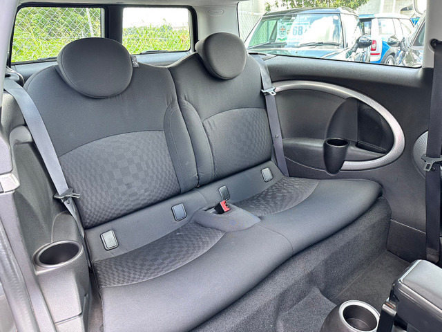 BEC 福島県福島市から発送します。 MINI クラブマン 17インチ③ ミニ MINI CLUBMAN (クラブマン)の価格・新型情報・グレード諸元