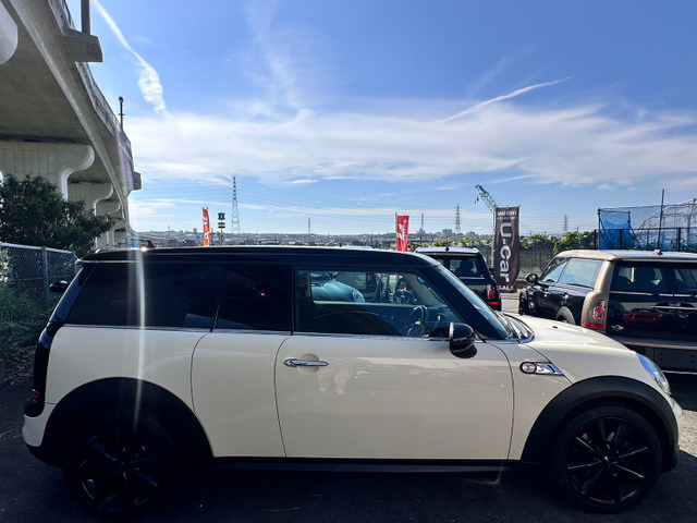 中古車 BMW MINI ミニクラブマン クーパー S 後期型 車検整備付き 修復歴無し の中古車詳細 (103,425km, シロツートン,  大阪府, 68万円) | 中古車情報・中古車検索なら【車選びドットコム（車選び.com）】