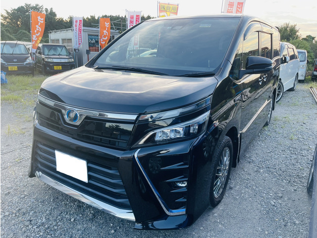 中古車 トヨタ ヴォクシー 1.8 ハイブリッド ZS シートヒーター