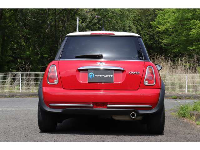 中古車 BMW MINI ミニ 5MT クラッチ新品 車検令和7年10月 の中古車詳細 (105,000km, 赤白II, 神奈川県, 44.8万円)  | 中古車情報・中古車検索なら【車選びドットコム（車選び.com）】