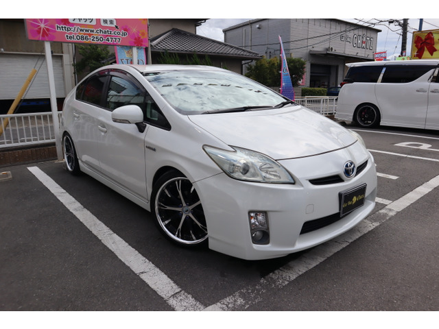 中古車 トヨタ プリウス 1.8 S WORK18AW車高調マフラーカッター の中古