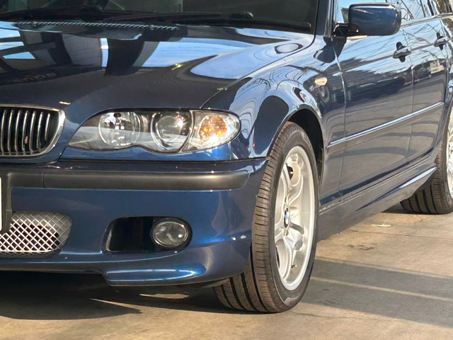 【凹み無し】 BMW 純正 E46 325i Mスポーツ 後期 4ドア セダン 右ハンドル フロント フェンダー 左 左側 助手席側 紺メタ系 即納 棚2F-H-1