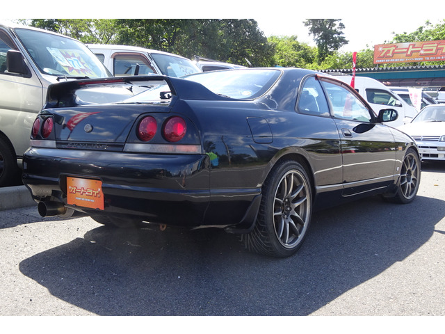 中古車 日産 スカイラインクーペ 2.5 GTS25t タイプM ENGINE-RB25