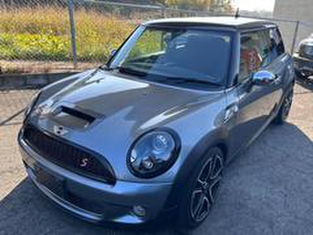 中古車 BMW MINI ミニ クーパー S OZアルミ 車高調 車検整備付き の中古車詳細 (88,100km, シルバー, 大阪府, 84万円)  | 中古車情報・中古車検索なら【車選びドットコム（車選び.com）】