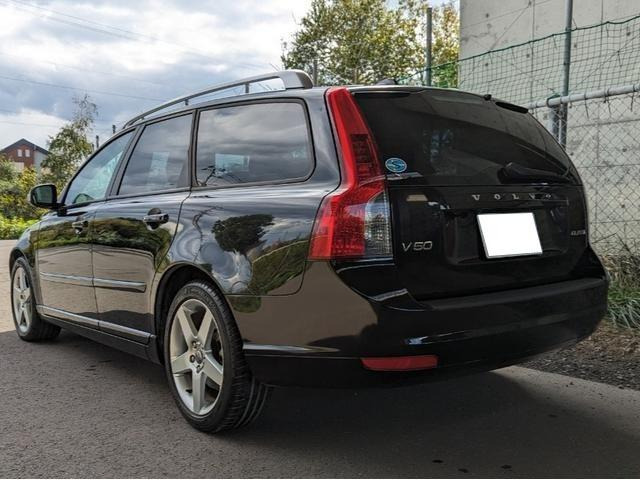 中古車 ボルボ V50 2.0 クラシック 本州仕入れ車輛 2012最終モデル の中古車詳細 (64,000km, ブラックサファイア, 北海道,  40万円) | 中古車情報・中古車検索なら【車選びドットコム（車選び.com）】