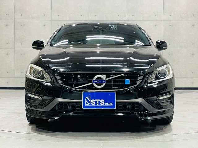 中古車 ボルボ V60 ポールスター 4WD 国内限定30台特別仕様 サンルーフ