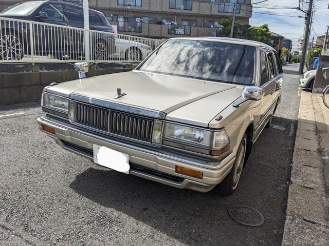 中古車 日産 セドリックワゴン 2.0 V20E SGL 7人乗り・ノーマル車