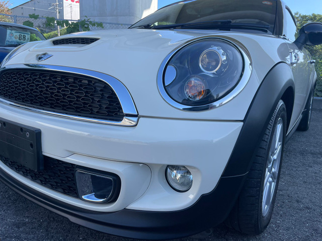 中古車 BMW MINI ミニクーペ クーパー S 車検整備付き 正規ディーラー車 修復歴無 の中古車詳細 (99,942km, ホワイトツートン,  大阪府, 88万円) | 中古車情報・中古車検索なら【車選びドットコム（車選び.com）】