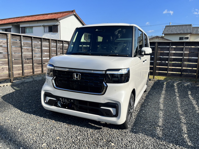 中古車 ホンダ N-BOXカスタム ターボ 新型NBOXカスタムターボ 未使用車