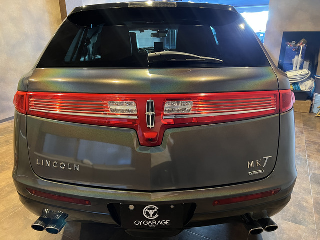 リンカーン MKT 3.5 エコブースト 4WD グロスアーバンジャングル