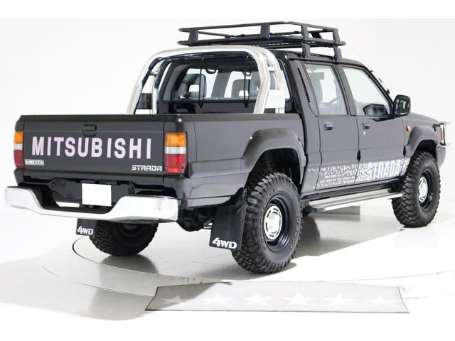 中古車 三菱 ストラーダ 2.5 ブラックエディション ディーゼル 4WD 5MT