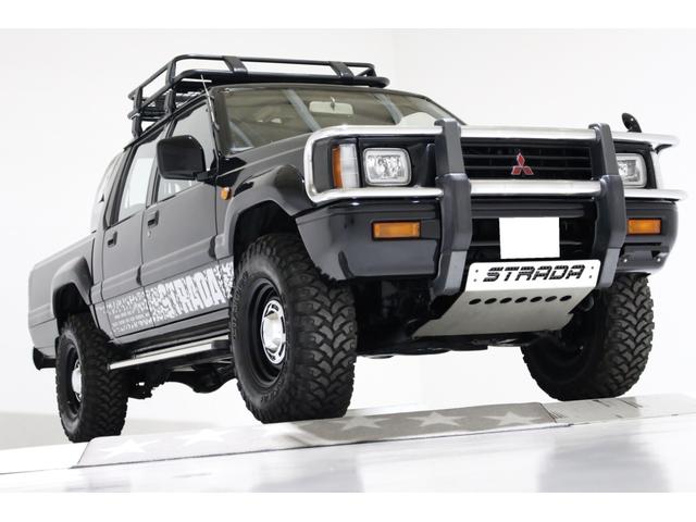 中古車 三菱 ストラーダ 2.5 ブラックエディション ディーゼル 4WD 5MT