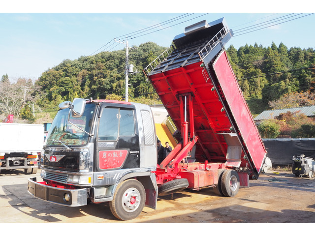 中古車 日野 レンジャー ダンプ 11.3立米 ベット付 深ロングダンプ の