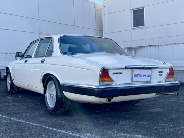☆ジャガー ダイムラー XJ6 XJ Sovereign 1968-1986 ヘインズ 