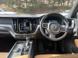 XC60 D4 AWD モメンタム ディーゼル 4WD ETC 革シート 360°カメラ