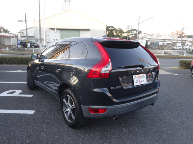 中古車 ボルボ XC60 T6 AWD 4WD 禁煙☆ナビ☆フルセグ☆Bカメラ☆ の中古車詳細 (102