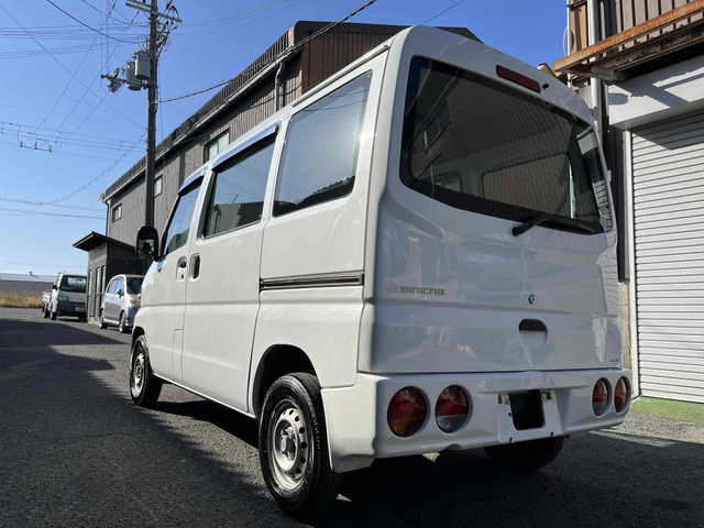 中古車 三菱 ミニキャブバン CD ハイルーフ ハイルーフ/集中ドアロック の中古車詳細 (130,000km, ホワイト, 大阪府, 22.8万円)  | 中古車情報・中古車検索なら【車選びドットコム（車選び.com）】