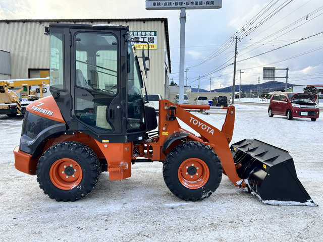 中古車 その他 トヨタL&F ジョブファイター バケット0.5 4輪駆動ショベル の中古車詳細 (新車, オレンジ, 北海道, 453万円) |  中古車情報・中古車検索なら【車選びドットコム（車選び.com）】