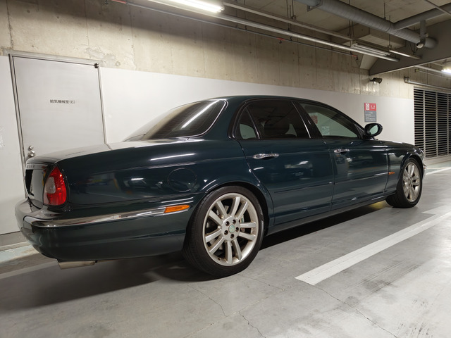 中古車 ジャガー XJ XJR の中古車詳細 (91,635km, グリーン, 東京都, 128万円) |  中古車情報・中古車検索なら【車選びドットコム（車選び.com）】