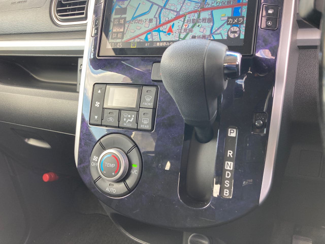 ダイハツ タントカスタム X SAIII スマートキー ナビ バックカメラ の