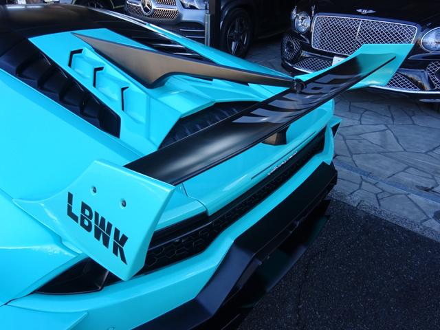 HOT WHEELS 1/64スケール「LB-WORKS ランボルギーニ・ウラカン