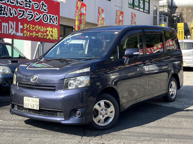 日本正規[to-ga　トヨタ　ヴォクシー　X.Lエディション（DBA-ZRR70）　黒（202）　左側リアドアLH ]　個人宅配送不可 外装