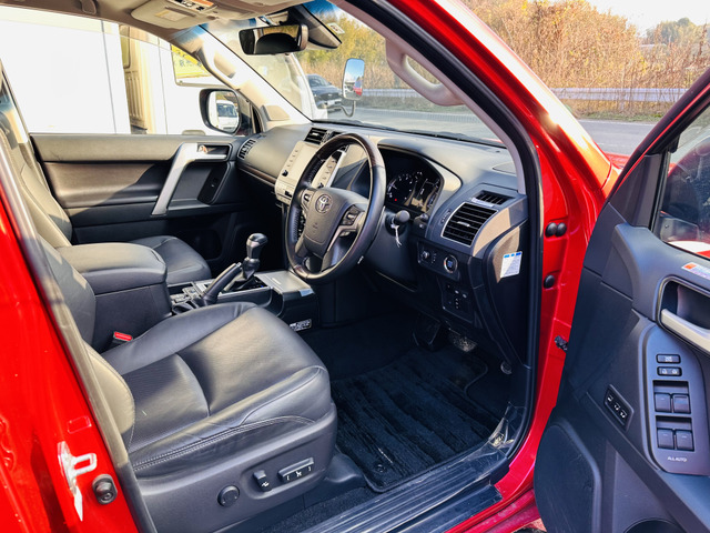 トヨタ ランドクルーザープラド 2.8 TZ-G ディーゼル 4WD パノラミック
