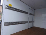 荷台内寸:320×175×190 R1年製 箱厚み5.5cm 左サイドスライドドア ラッシングレール2段(53cm/125cm) 水抜き穴F1対 荷室LED2個