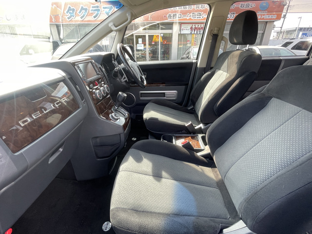 中古車 三菱 デリカD:5 2.4 シャモニー 4WD 両側PSD Bカメラ ETC ナビTV の中古車詳細 (77