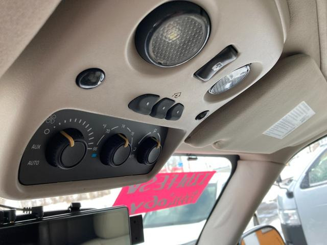 中古車 キャデラック エスカレード 6.0 ESV 4WD プラチナム 1ナンバー 