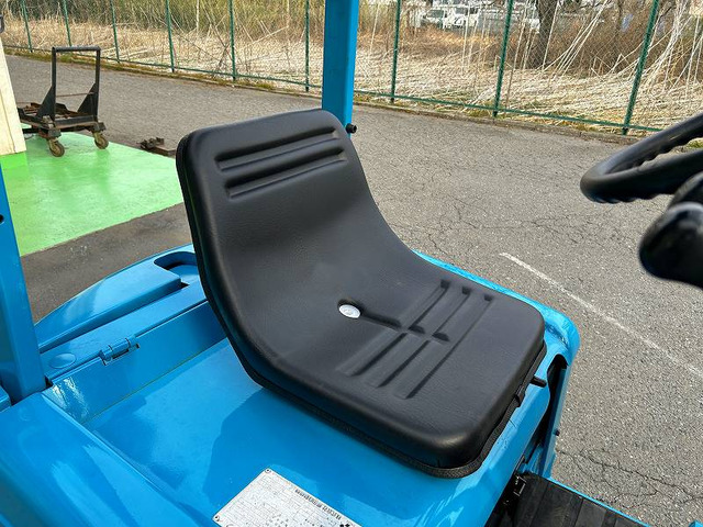 中古車 その他 トヨタL&F 電動フォークリフト 700kg 2.5m