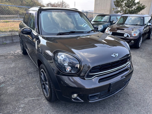 中古車 BMW MINI ミニクロスオーバー クーパー SD 車検整備付き 五人乗り 修復歴無 の中古車詳細 (82