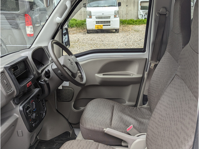 中古車 日産 NV100クリッパー DX □両側スライドドア の中古車詳細 (105,700km, ホワイト, 京都府, 50万円) |  中古車情報・中古車検索なら【車選びドットコム（車選び.com）】